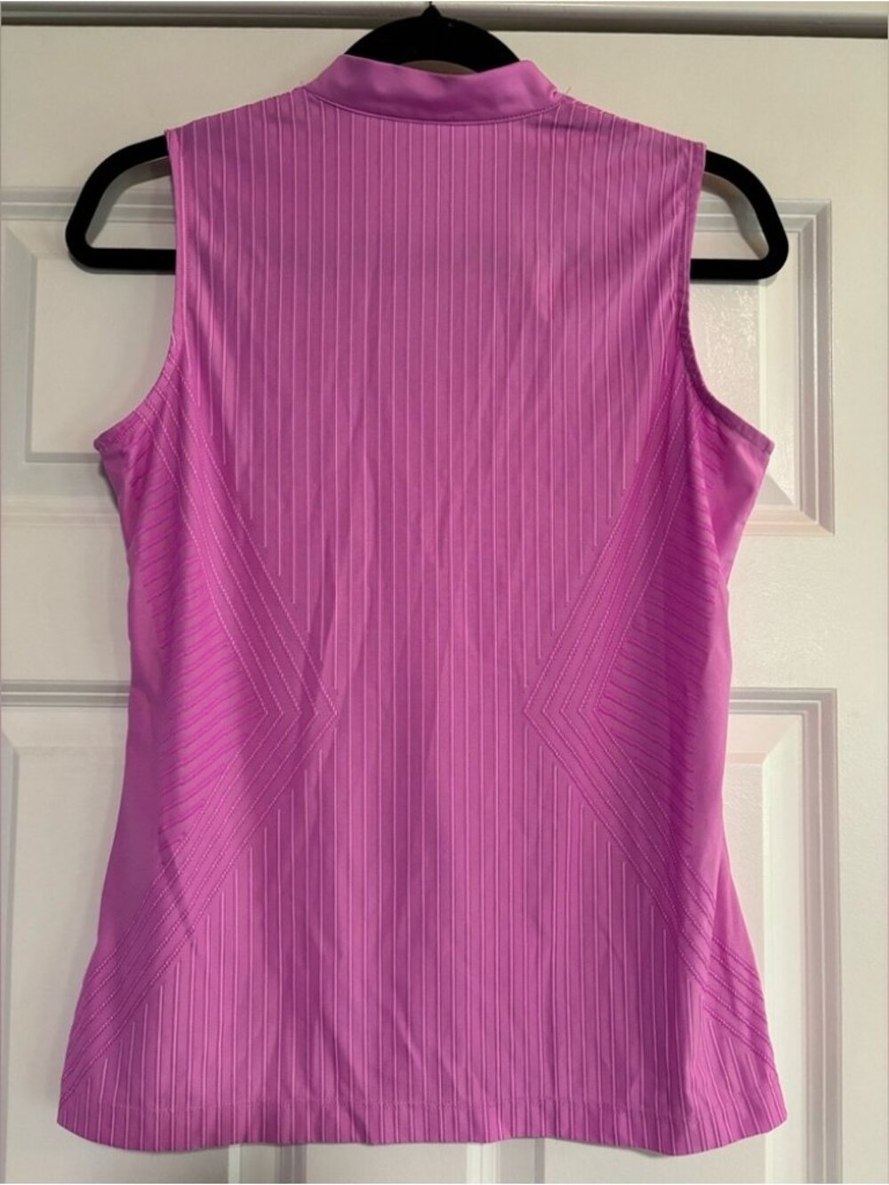 Women's Golf Top, size Small - Picture 2 of 2